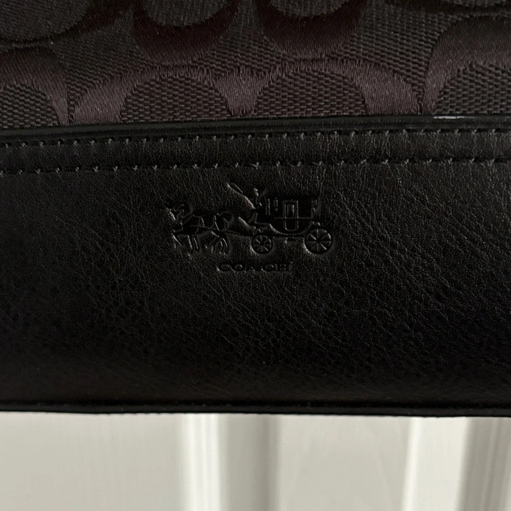 Coach Black Logo Fabric & Leather Shoulder Bag Adjustable Strap Zip Pockets